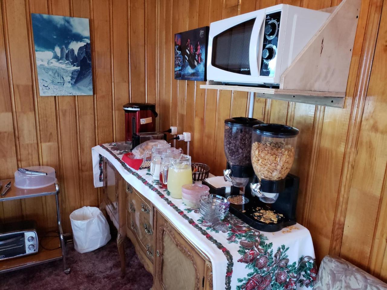 Antiguos Bed And Breakfast Puerto Natales Eksteriør billede