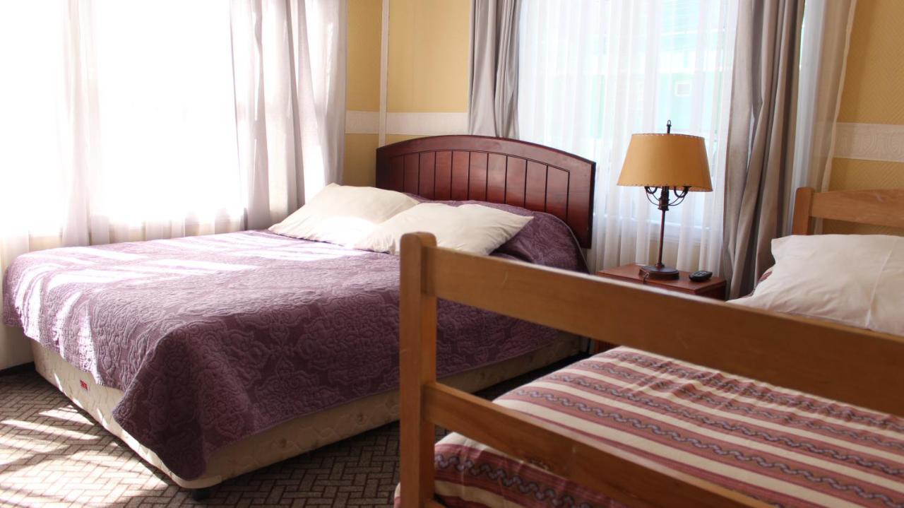 Antiguos Bed And Breakfast Puerto Natales Eksteriør billede
